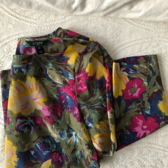 J. Crew | Floral Fitted Blouse - Picture 6 of 8
